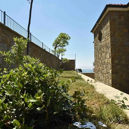 Limnos Hotel